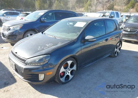 2010 Volkswagen Gti 2-Door z USA, uszkodzony, nr VIN WVWED7AJ2AW204811